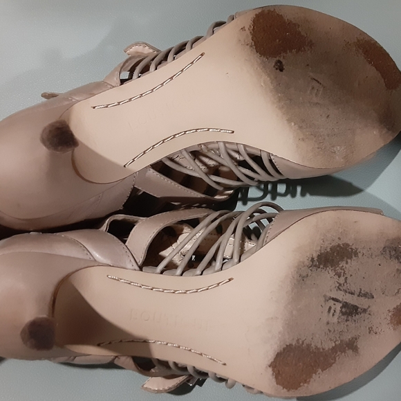 USED Boutique 9 Strappy Leather Heels size 6.5 M - Picture 10 of 13